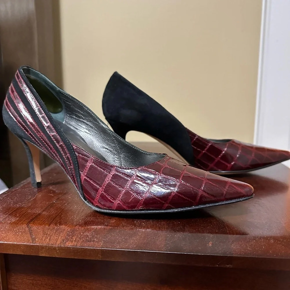 Roberto Capucci  pumps is size 7.5 great condition - Picture 7 of 9